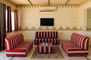 Golden Palm Oasis