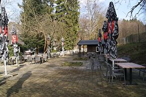 SILONCE Hotels & Restaurant
