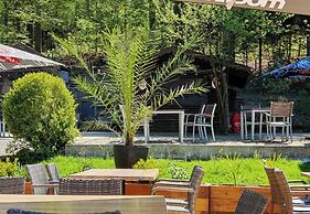 SILONCE Hotels & Restaurant