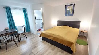 SILONCE Hotels & Restaurant