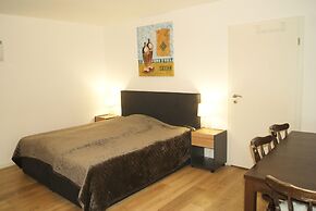 SILONCE Hotels & Restaurant