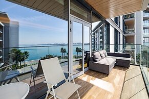 DHH Bluewater Island Building 2 Sea View