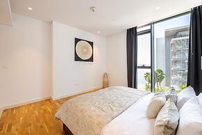 DHH Bluewater Island Building 2 Sea View