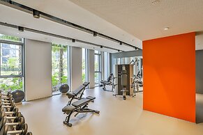 DHH Bluewater Island Building 2 Sea View