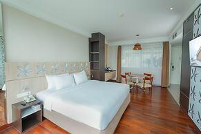 Amartahills Hotel & Resort