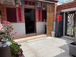 Xinqin City Hall