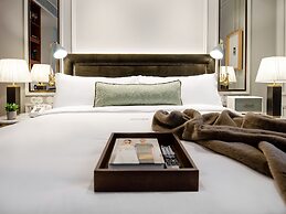 Browns Avenue Hotel