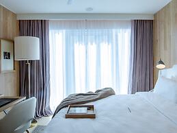 Browns Avenue Hotel