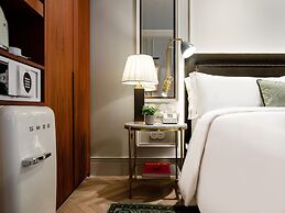 Browns Avenue Hotel