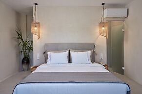 IONIC Suites