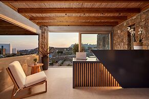 IONIC Suites