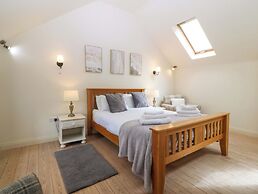 No 2 The Stables