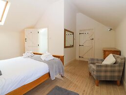 No 2 The Stables