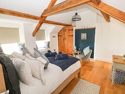 1 Salt Cottage
