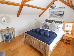 1 Salt Cottage