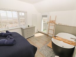 2 Salt Cottage