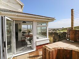 2 Salt Cottage