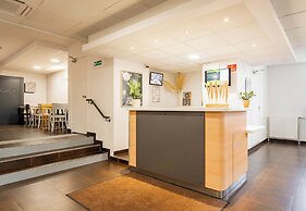 B&B HOTEL Valenciennes Sud