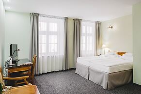 Hotel Solaris
