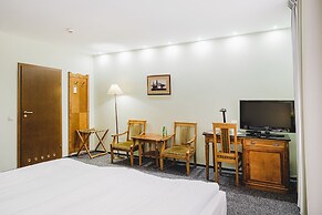 Hotel Solaris