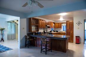 Blue Lotus Villa