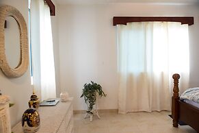 Blue Lotus Villa