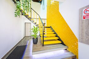Ayenda Bee Hotel