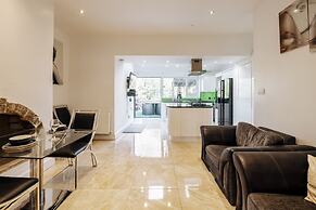 Luxury Town House