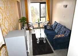 Stay.Plus Royal Suburbs Apartments