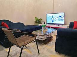 Stay.Plus Royal Suburbs Apartments