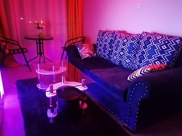 Stay.Plus Royal Suburbs Apartments