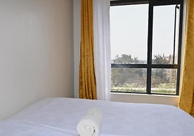 Stay.Plus Royal Suburbs Apartments