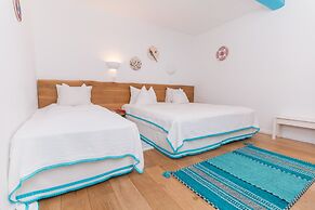 5 Chirpici - Small Traditional Resort