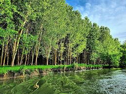 5 Chirpici - Small Traditional Resort