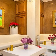 Hotel Opera