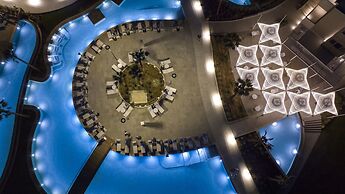 AMIRA LUXURY RESORT & SPA