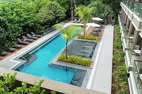 Zuri Resort