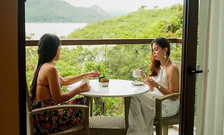 Zuri Resort