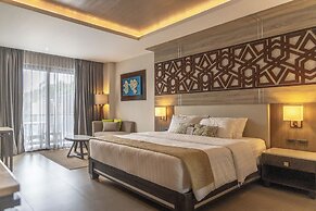 Zuri Resort