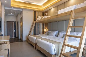 Zuri Resort