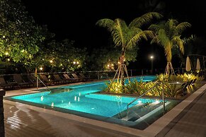Zuri Resort