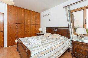 Villa Xenios Dias in Argaka