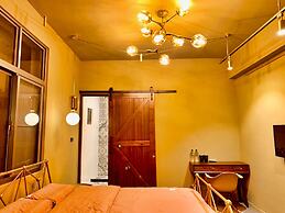 House Inn House