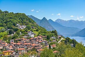 Ca' Gina Panoramica - Monte Bre