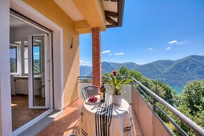 Ca' Gina Panoramica - Monte Bre