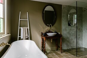 Maleny Lodge