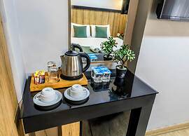 La Pera Suites