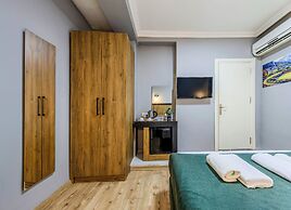 La Pera Suites