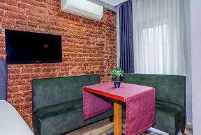 La Pera Suites
