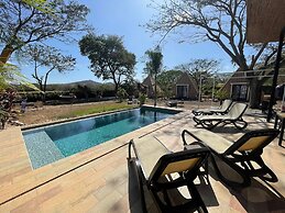 Pyramid Lodge Tamarindo Ramses